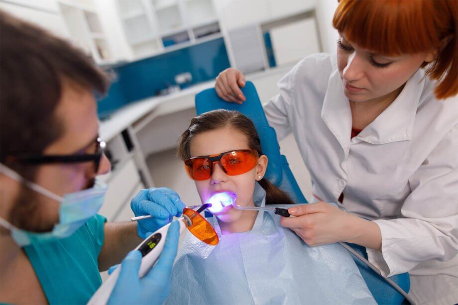 Child dentist chair laser